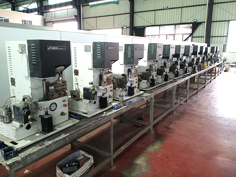 生產(chǎn)車(chē)間